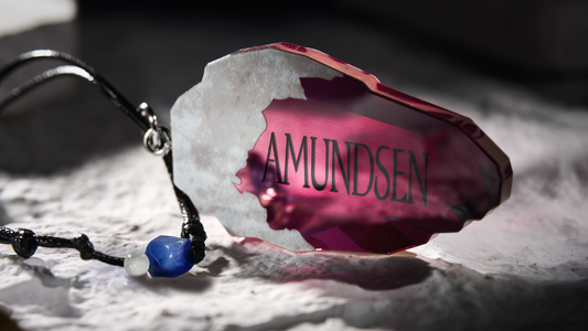 【BONUS】Reverse: 1999 "Reflection in the Cradle" Nautika Acrylic Pendant